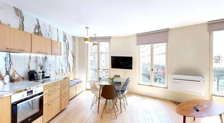 Holiday apartment with 2 rooms for 6 persons — photo 2