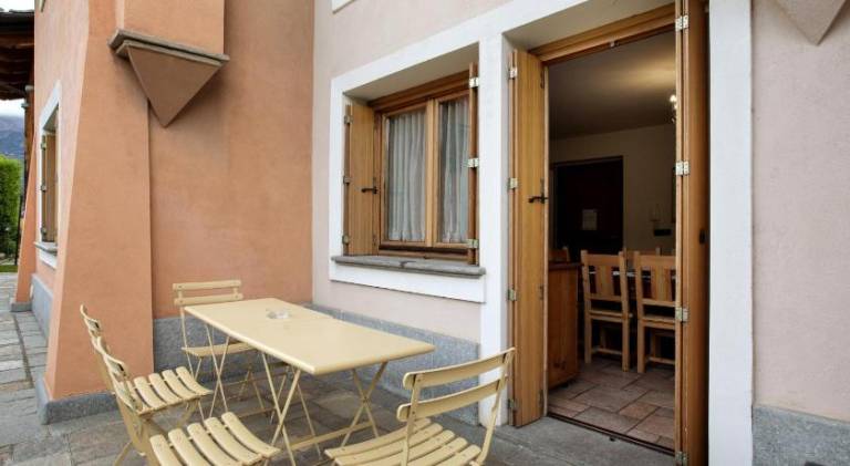 Rental apartment with yard & barbecue — photo 5