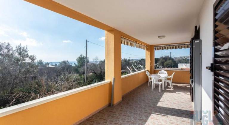 Rental apartment with 2 rooms for 6 persons — photo 4
