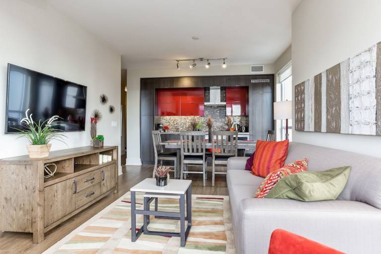 Condominio Entertainment District