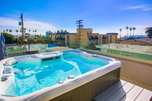 House  Pacific Beach