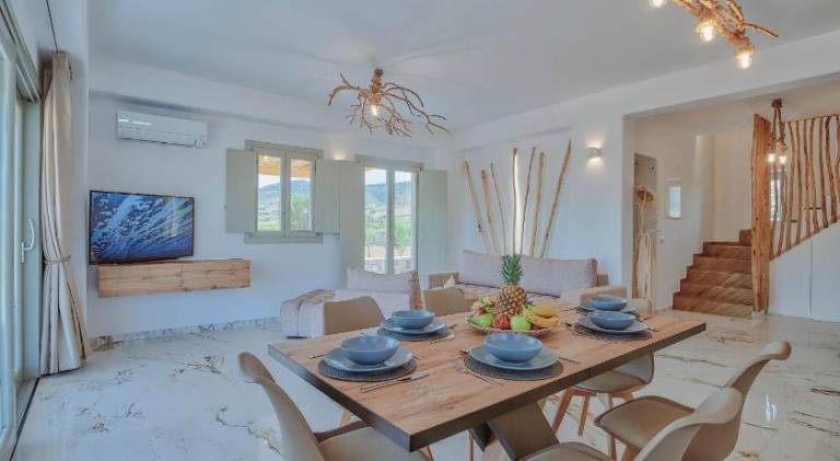 Fully equipped villa with garden, terrace & jacuzzi | Pets are welcome — photo 5