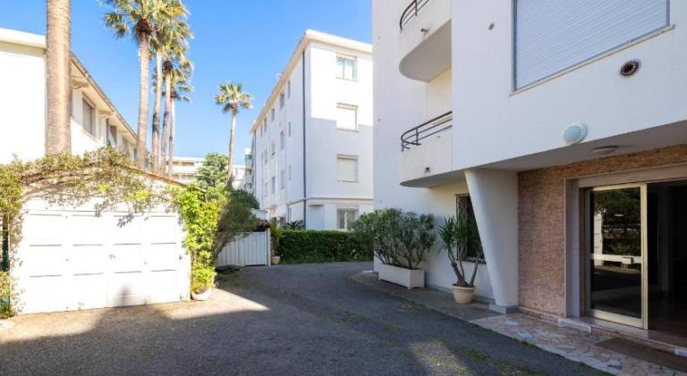 Holiday apartment with garden & terrace — photo 5