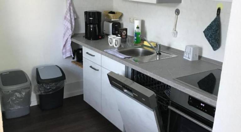 Charming vacation home with barbecue & terrace | Pets allowed — photo 3