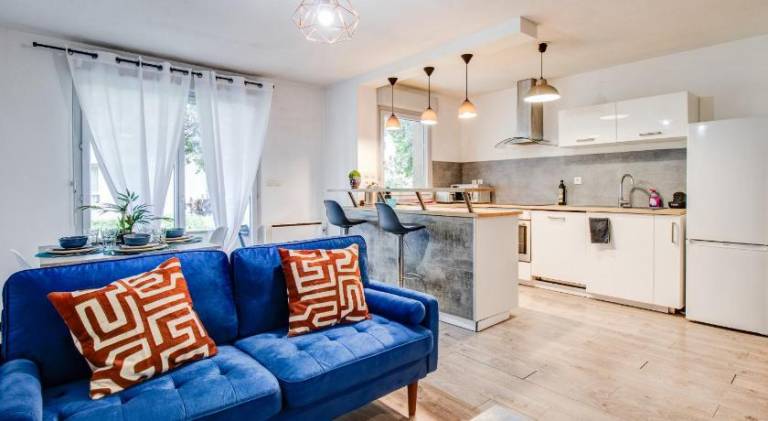 Holiday apartment with 2 rooms for 4 persons in Toulouse