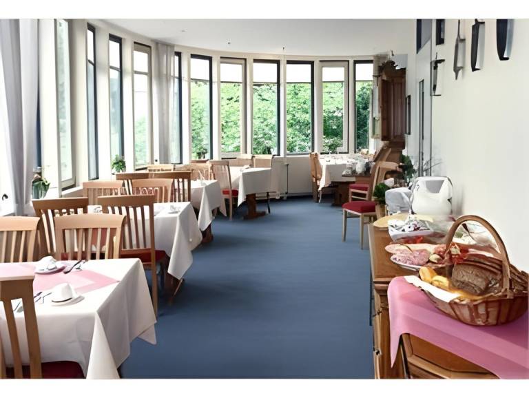 An der Stadthalle — photo 4