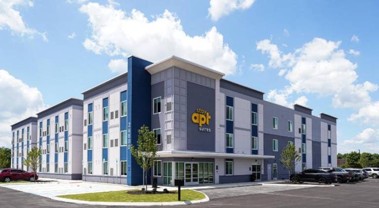 StayAPT Suites Madison-Greenbrier — photo 5