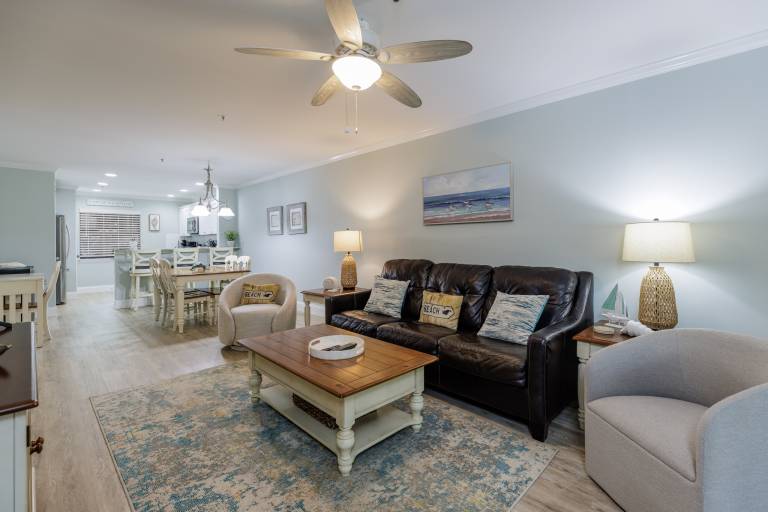 7501 Treetops: Pet Friendly South Forest Beach Villa. Sleeps 6. — photo 4