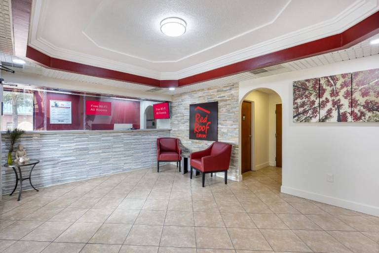 Red Roof Inn Franklin, TN — photo 3