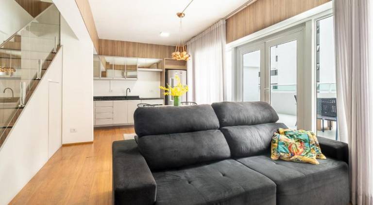 Apartment with pool — photo 2