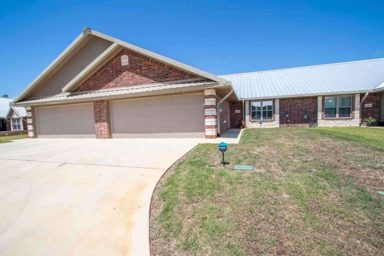 House  Longview