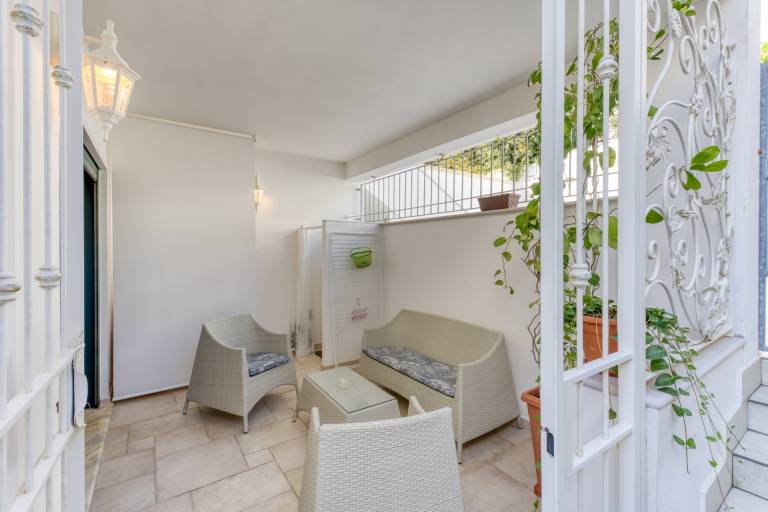 Apartment with patio | Pets allowed in Patu
