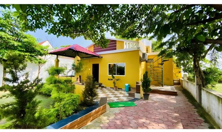 Mandu Green villa in Indore