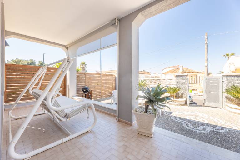 Villa with terrace in Alliste