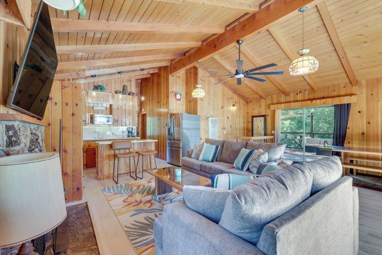 Cabin  Oakhurst