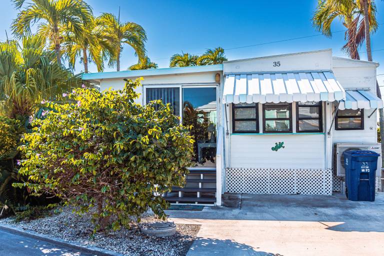 Cabin Cudjoe Key
