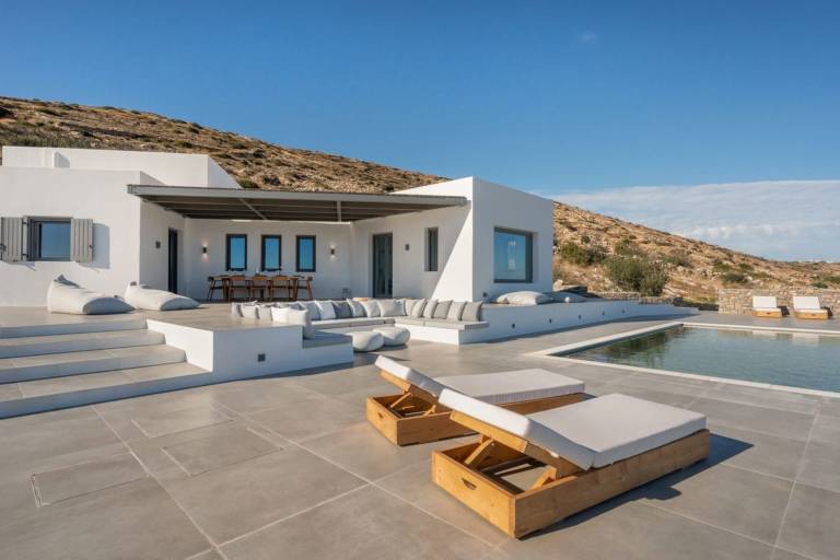 Villa Paros
