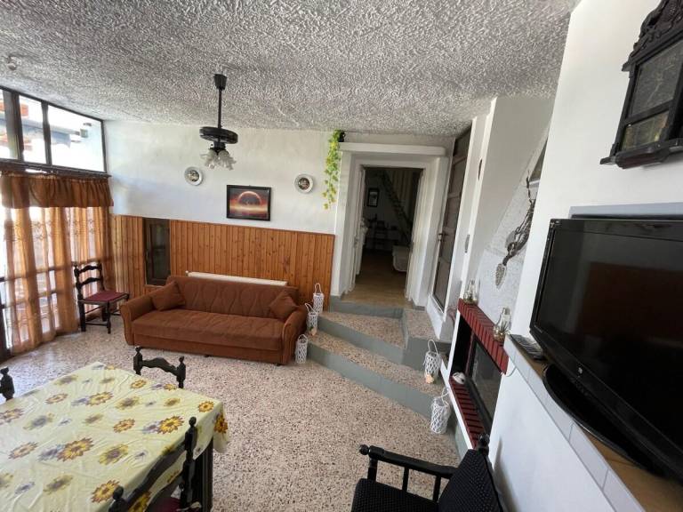 House with patio & garden | Pet-friendly — photo 2