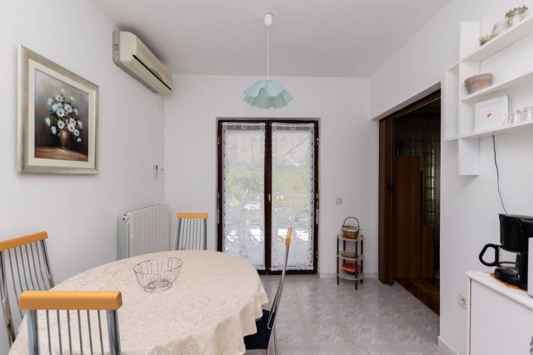 Holiday apartment with BBQ | Sea view | Dogs allowed — photo 4