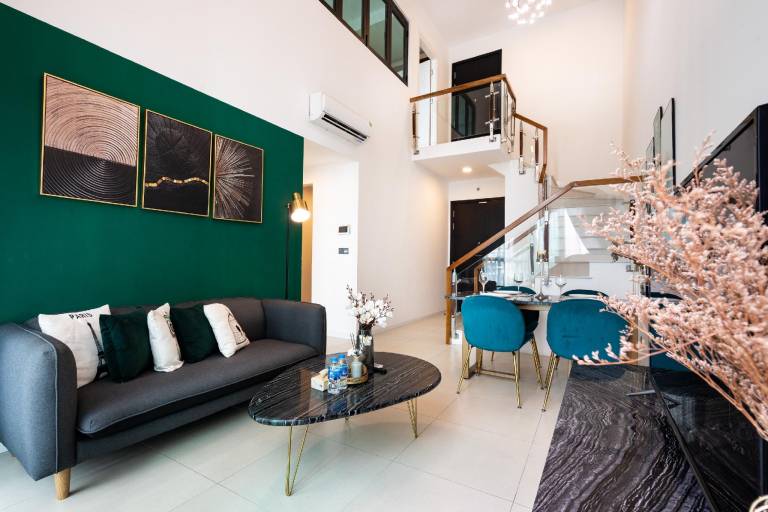 Apartment with hot tub, pool & garden | Suitable for remote work in Ho Chi Minh City