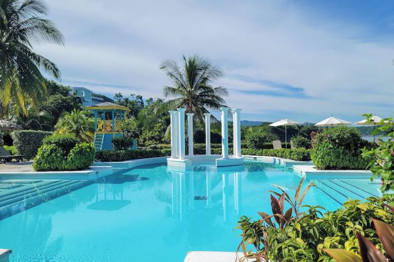The Signature Level At Grand Palladium Lady Hamilton Resort & Spa
