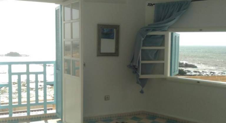 Apartment with patio — photo 4