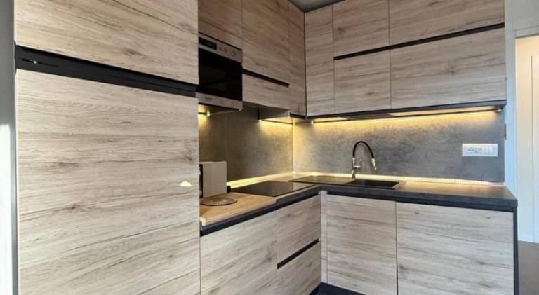Child-friendly serviced apartment with yard & patio | Close to the ski | Pets allowed — photo 4