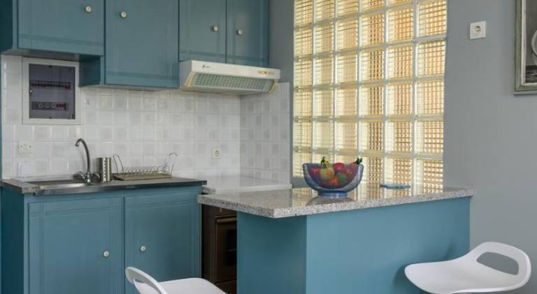 Holiday apartment with yard & terrace — photo 4