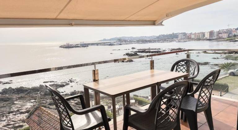 Holiday apartment with patio — photo 4
