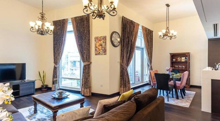 Wonderful rental apartment with jacuzzi | Close to Burj Khalifa | Pets are welcome — photo 2