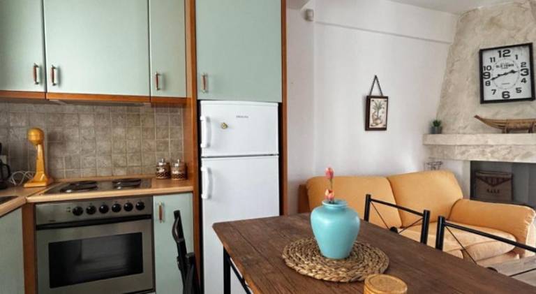 House with 3 rooms for 6 persons — photo 4