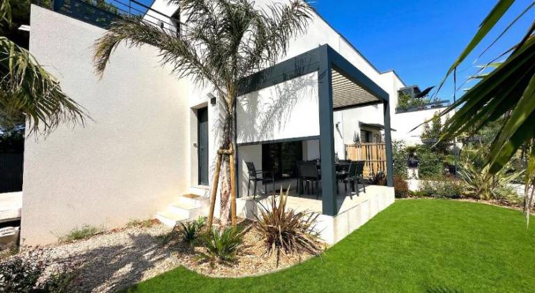 House with barbeque, private pool & terrace — photo 3