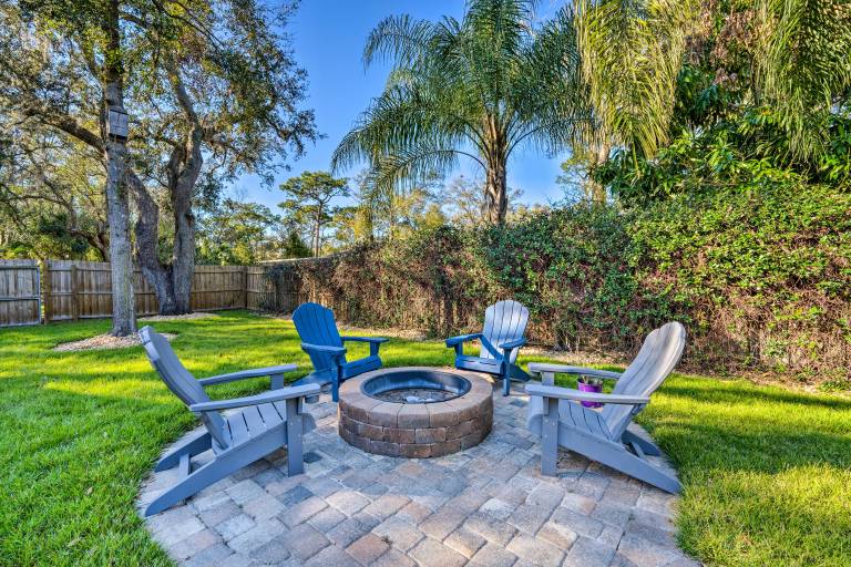 Walk to Lake: Stunning Central Florida Home! — photo 2