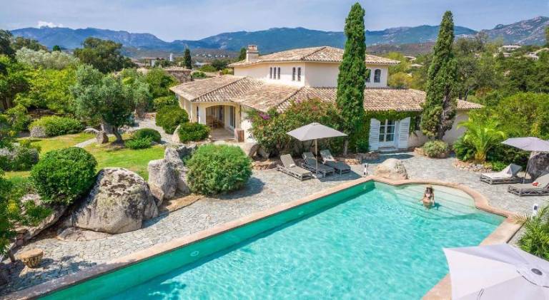 Villa with pool | Dogs allowed in Porto-Vecchio