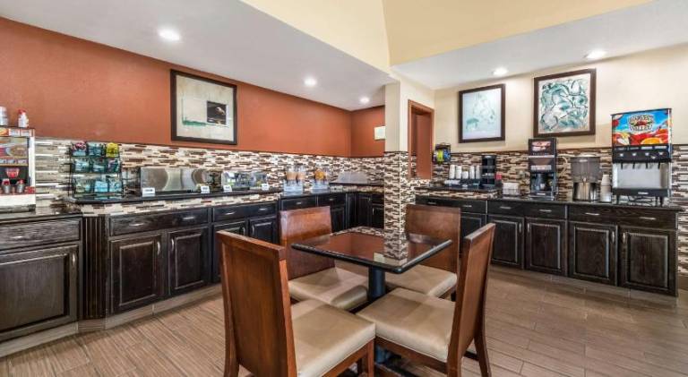 Best Western Green Tree Inn — photo 4