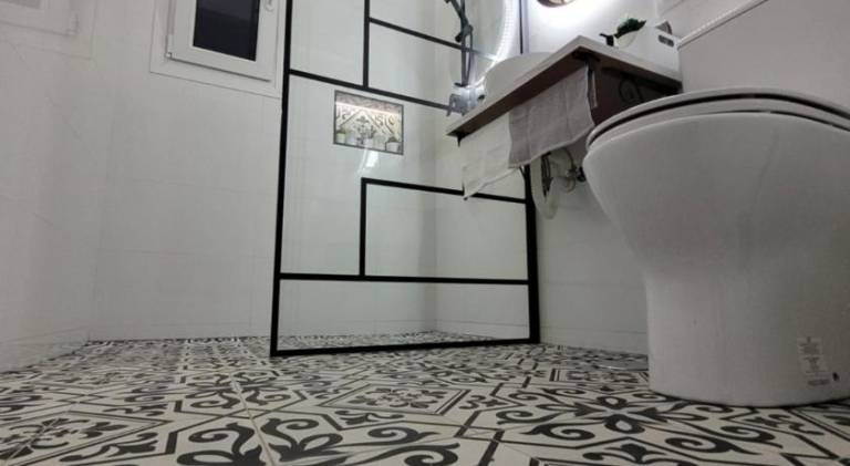Apartment with pool — photo 3