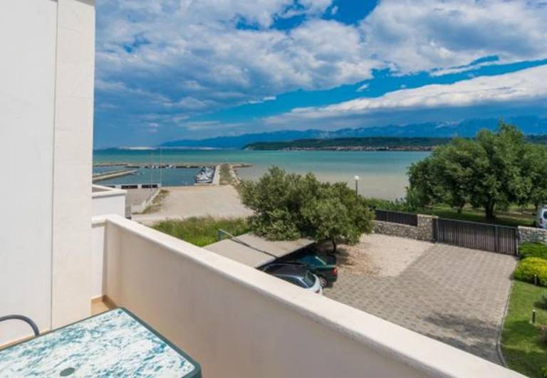 Apartma Ljubač