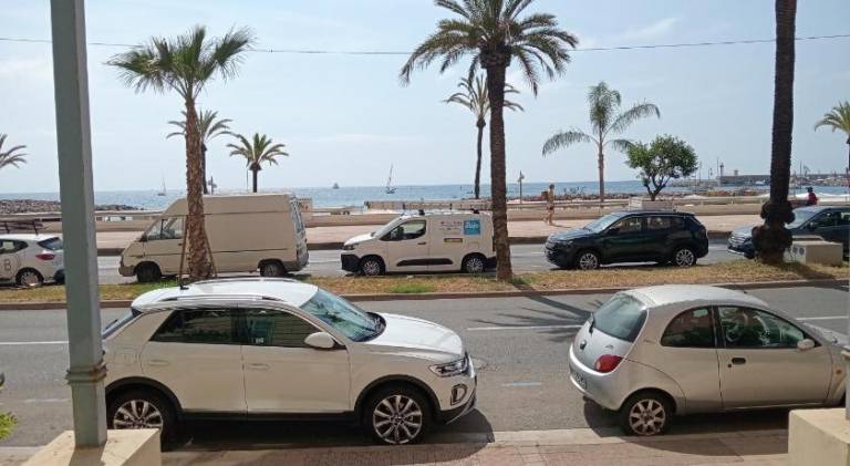 Rental apartment | Next to the beach | Pet-friendly in Menton