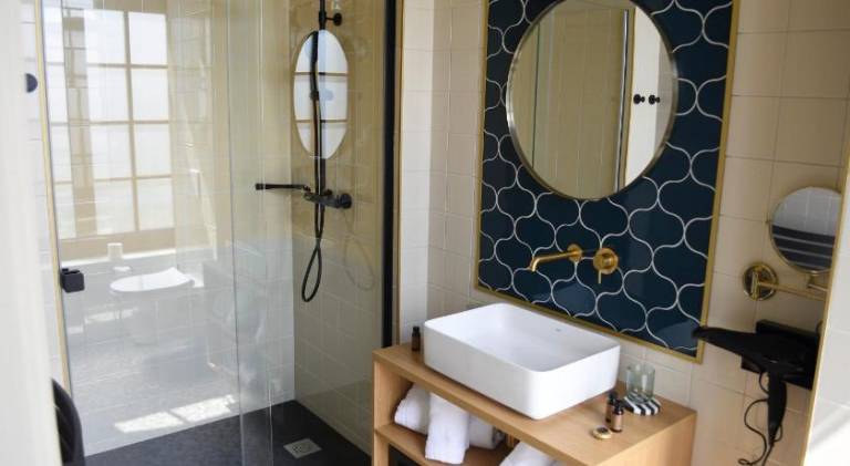 Charming serviced apartment with patio, pool & sauna | Dogs allowed in Chatel