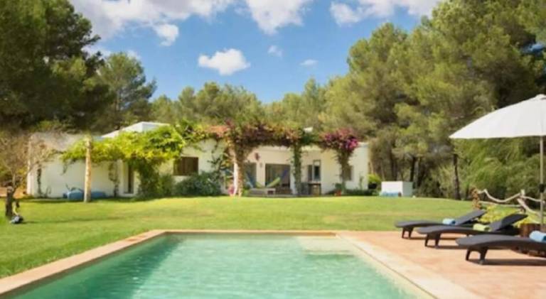 Beautiful vacation home with pool | Pets allowed in Santa Eulalia del Rio