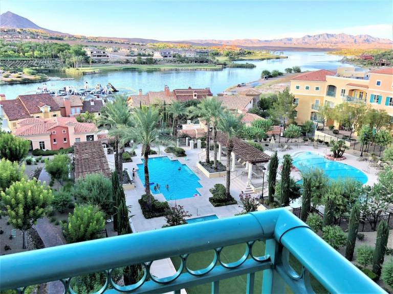 Condo  Lake Las Vegas