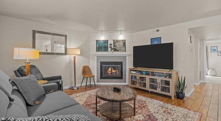 Lovely vacation home with pool | Pet-friendly in Boise, ID
