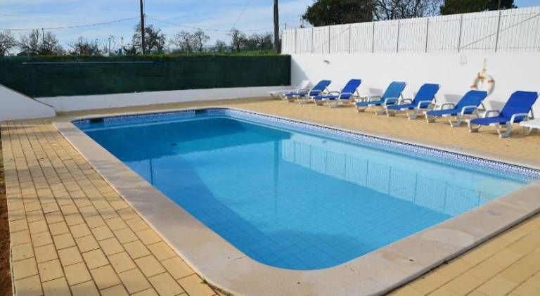 Vacation home with pool | Pets are welcome — photo 4