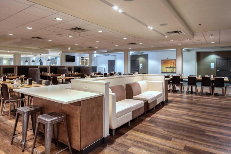 Holiday Inn & Suites Atlanta Airport North By IHG — photo 4