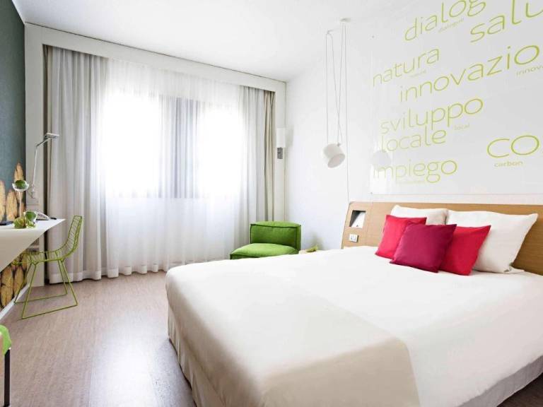 Hotel Ibis Milano Ca' Granda — photo 2