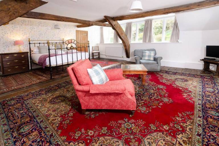 Fully equipped cottage with yard | Dogs allowed — photo 4