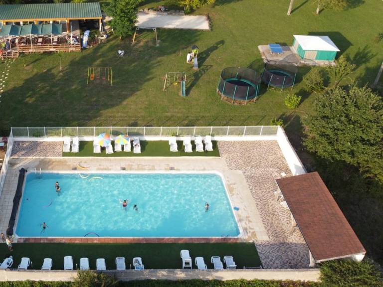 Bungalow with pool | Pet-friendly — photo 2