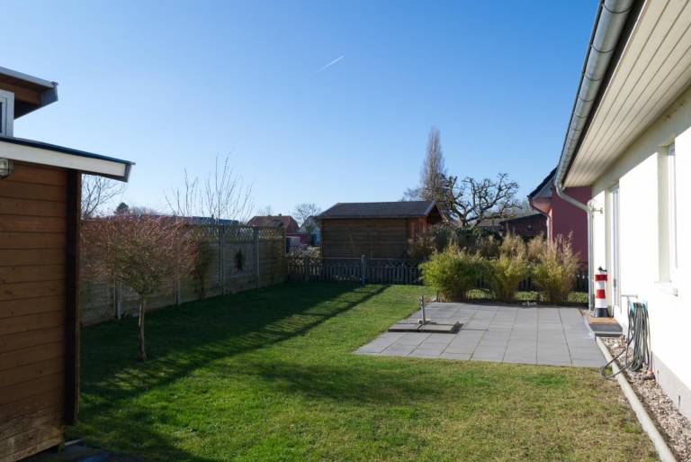 Inselblume 22 - Vacation house with garden and dog in Landkirchen — photo 5