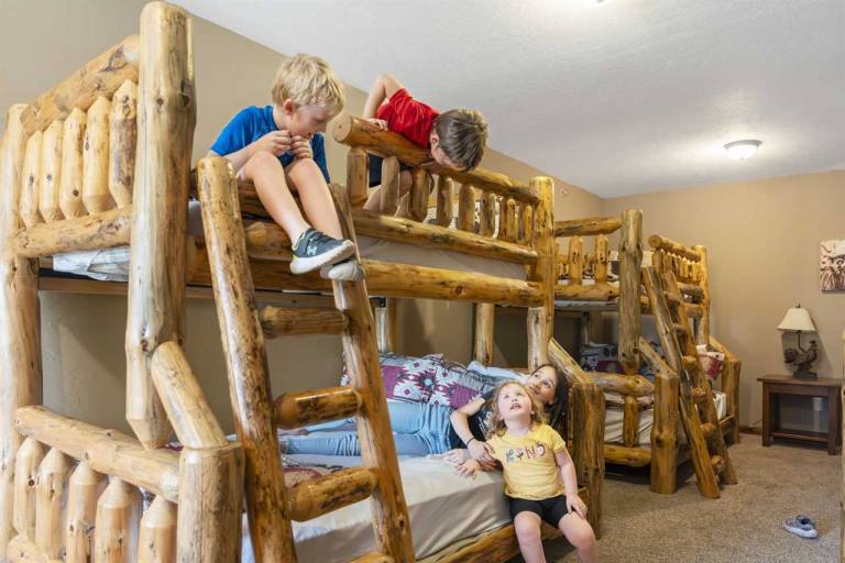 Family-Friendly Lake Retreat, Cmty Firepits, Playground and Hot Tub, Free SDC Tickets & more! — photo 5