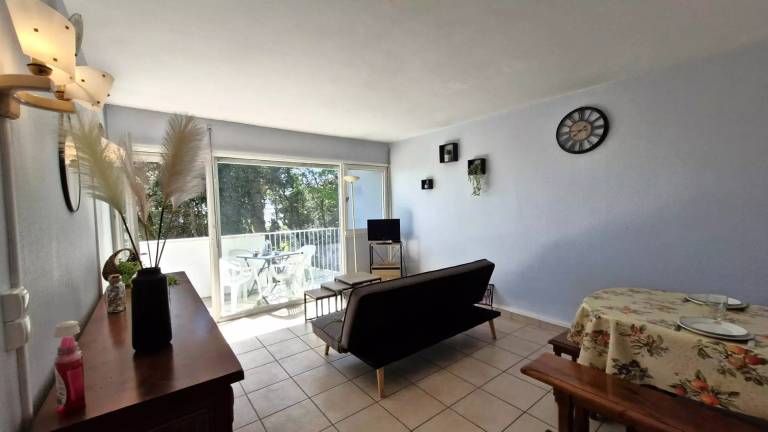 Holiday apartment with 2 rooms for 4 persons — photo 2